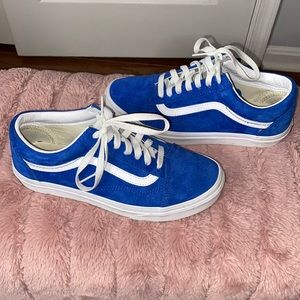 BLUE SUEDE VANS OFF THE WALL